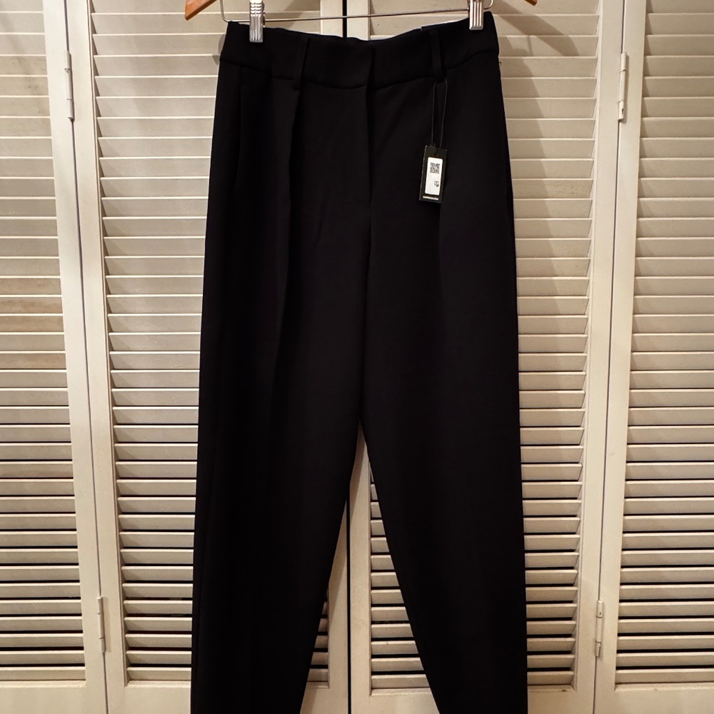 NWT EXPRESS Stylist Super High Waisted Pleated Pant SZ 4 Regular